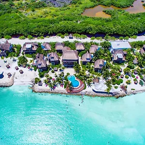 ***** Hotel Flamingos Front Mexiko
