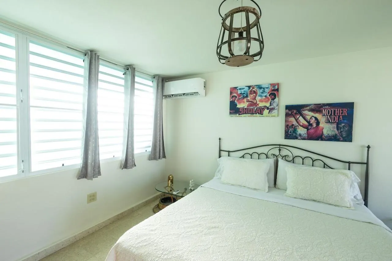 La Esmeralda Pr San Juan Guest house