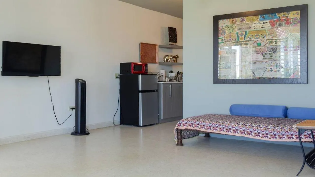 La Esmeralda Pr San Juan Guest house